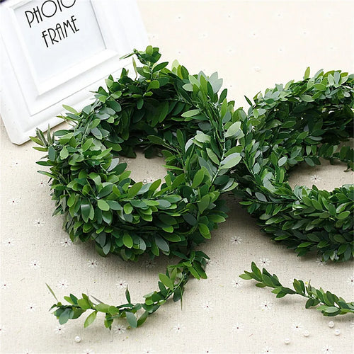 Artificial leaf garland for wedding and home decoration
