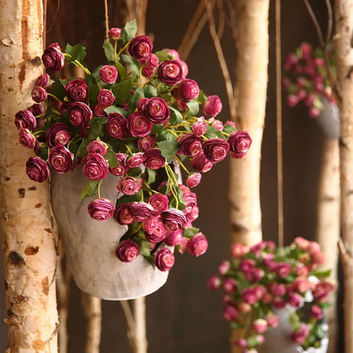 Artificial silk flowers with roses and ranunculus for wedding decoration - vue 3 sur 13