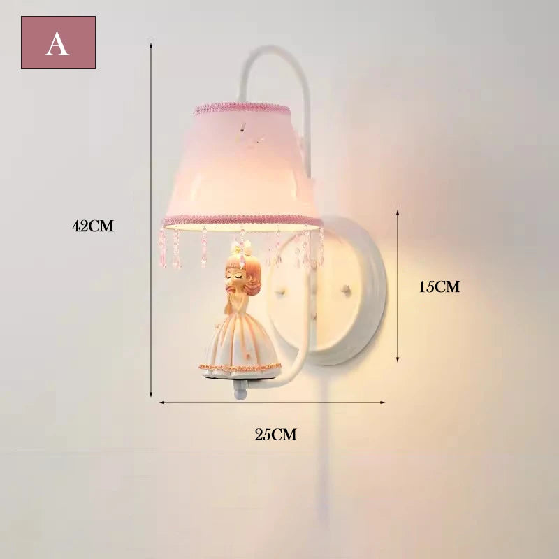 Romantic wall light for modern and cosy girls' bedrooms