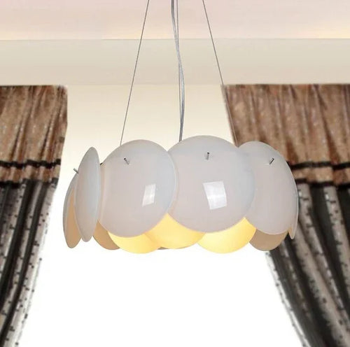 Elegant and simple modern round glass three-light pendant - vue 4 sur 3