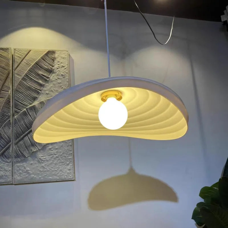 Nordic resin pendant chandelier for interior decoration - vue 3 sur 9