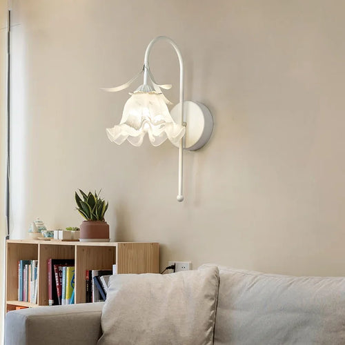 Mediterranean style glass wall light for indoor lighting - vue 4 sur 12
