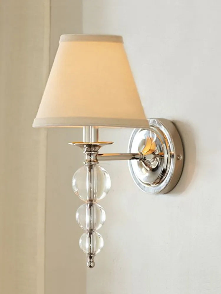 Retro iron wall light with simple and rustic European style