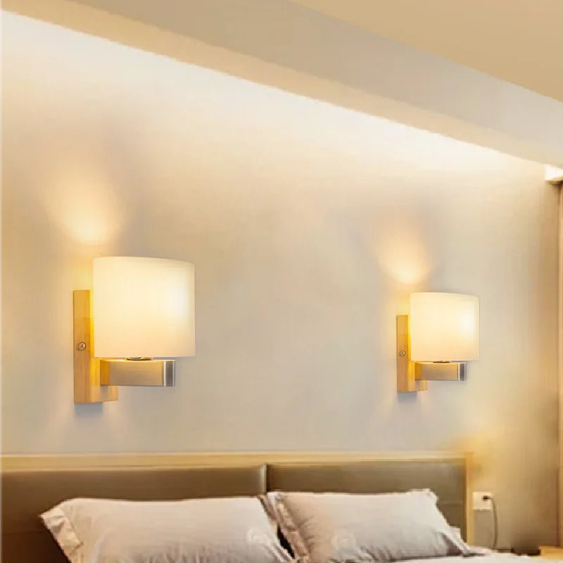 Creative LED wall light in solid wood and glass, Nordic style, decorative - vue 3 sur 7