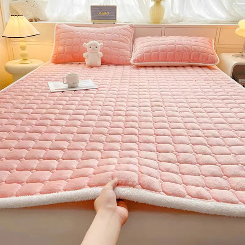 thick warm velvet mattress topper for optimal comfort - vue 14 sur 15