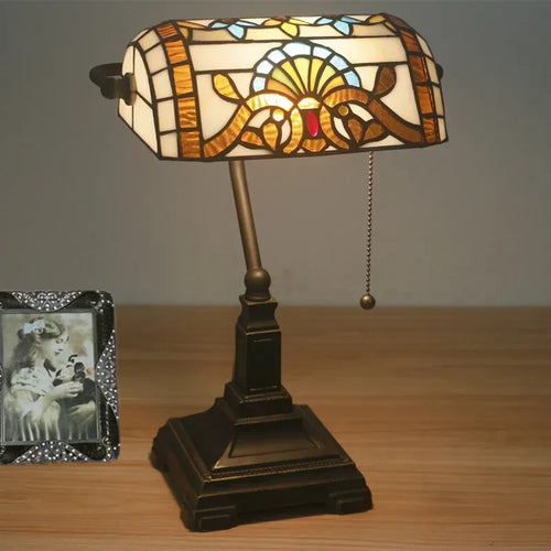 Nordic retro table lamp with stained glass, baroque Mediterranean decor - vue 2 sur 6