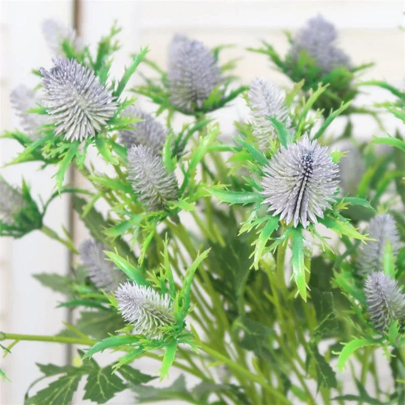 Decorative artificial sea holly flowers in pink and violet - vue 5 sur 12