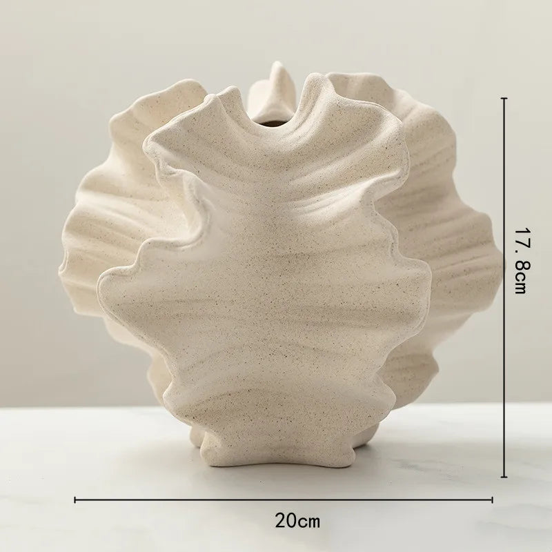 ceramic vase with geometric patterns for floral decoration - vue 7 sur 8