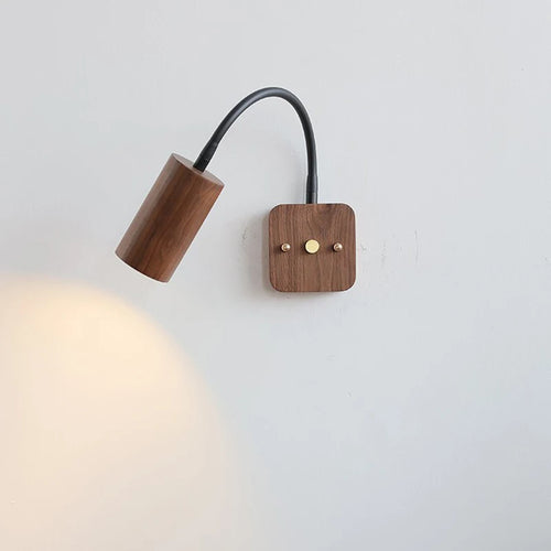 Rotating walnut wood wall lamp for indoor decoration - vue 2 sur 6