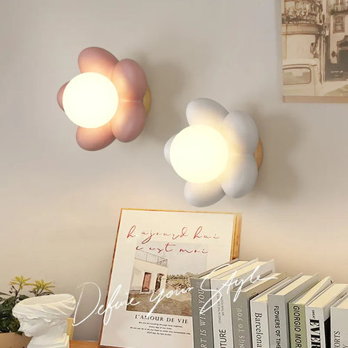 Children's flower wall light white pink resin bedside bedroom decor - vue 2 sur 10