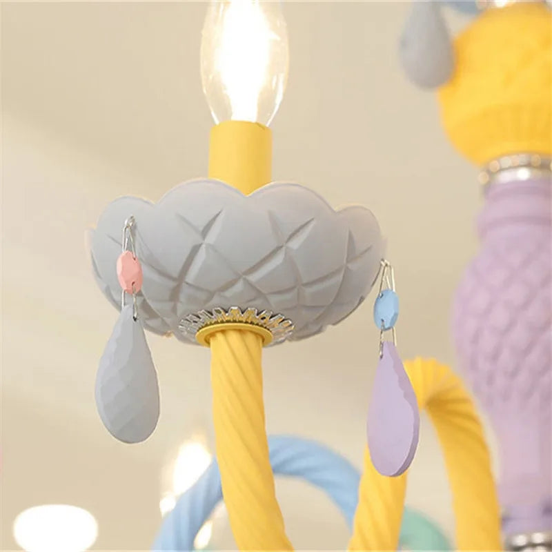 Kawaii crystal rainbow chandelier for children's bedroom decor - vue 6 sur 18