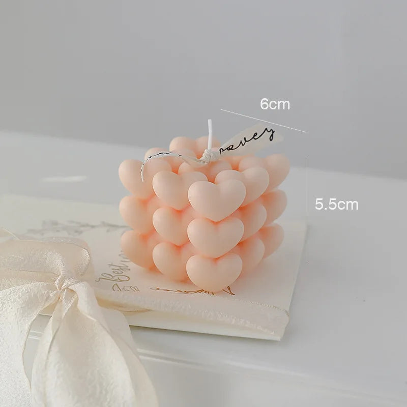 handmade decorative heart cube scented candle in soy wax - vue 6 sur 11