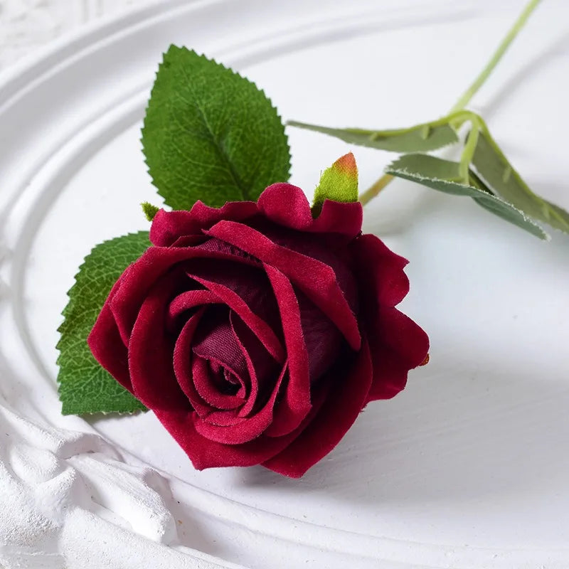 Set of 100 artificial roses for wedding and party decoration