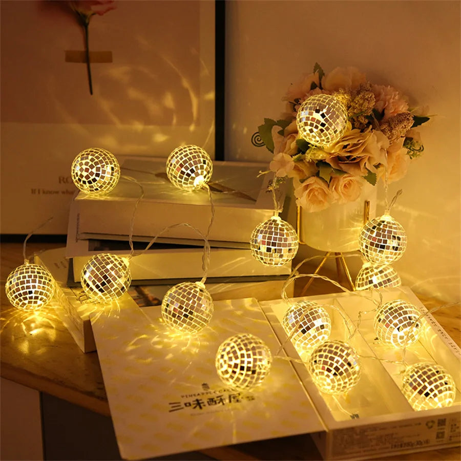 Disco mirror ball battery-powered 20 LED string lights