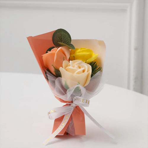Small decorative artificial rose bouquet for valentine's day - vue 10 sur 13