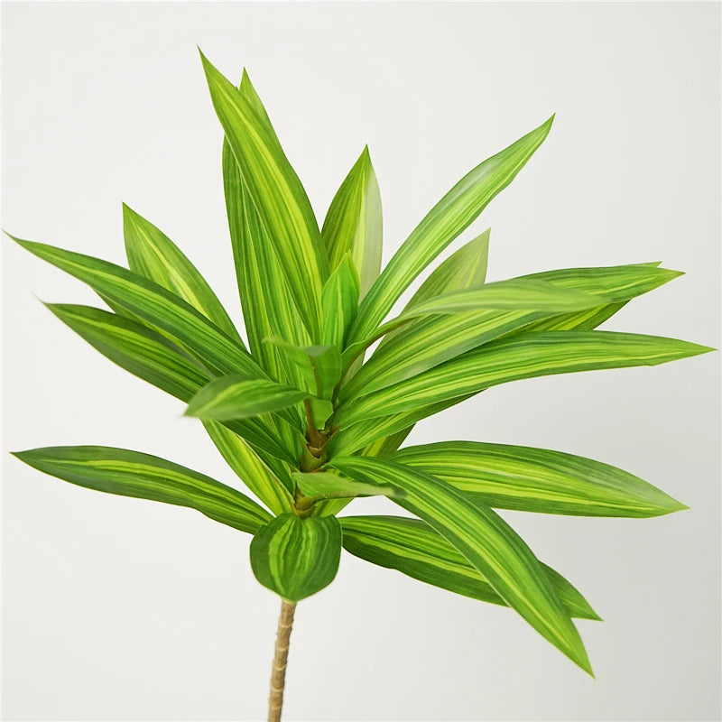 Tropical potted plant with decorative palm and bamboo - vue 11 sur 18