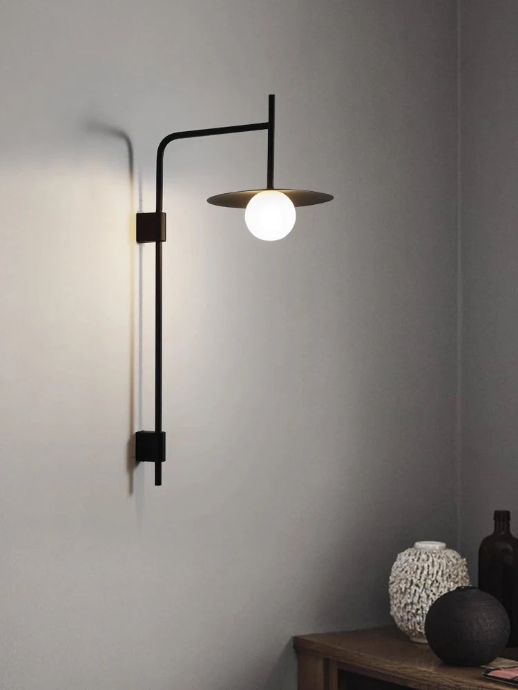 Minimalist wall light for elegant and modern interior decor