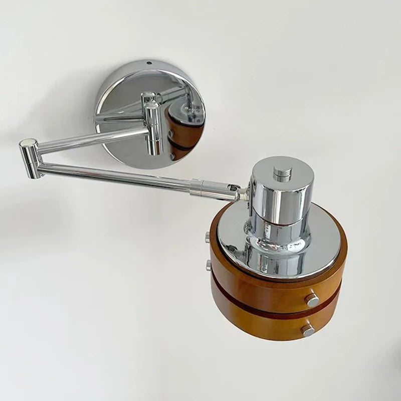 American style long arm chrome and wood wall light - vue 5 sur 6