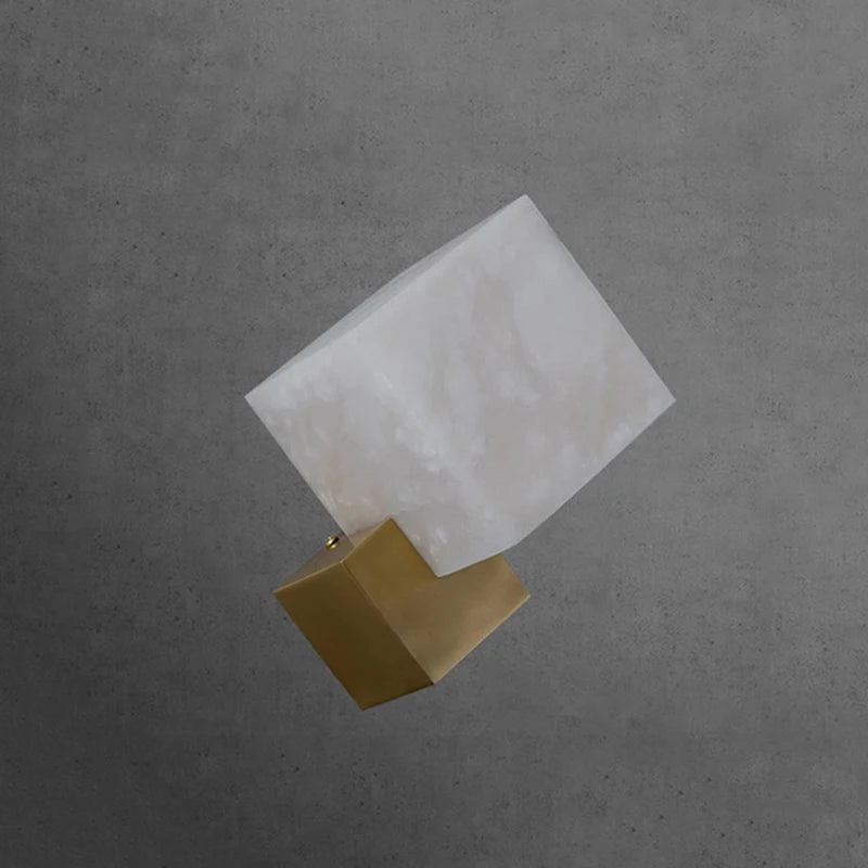 Modern nordic marble LED wall light in American gold bronze - vue 4 sur 7