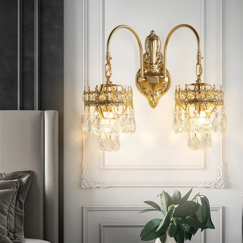 Vintage luxury gold crystal wall light with two lights - vue 3 sur 6