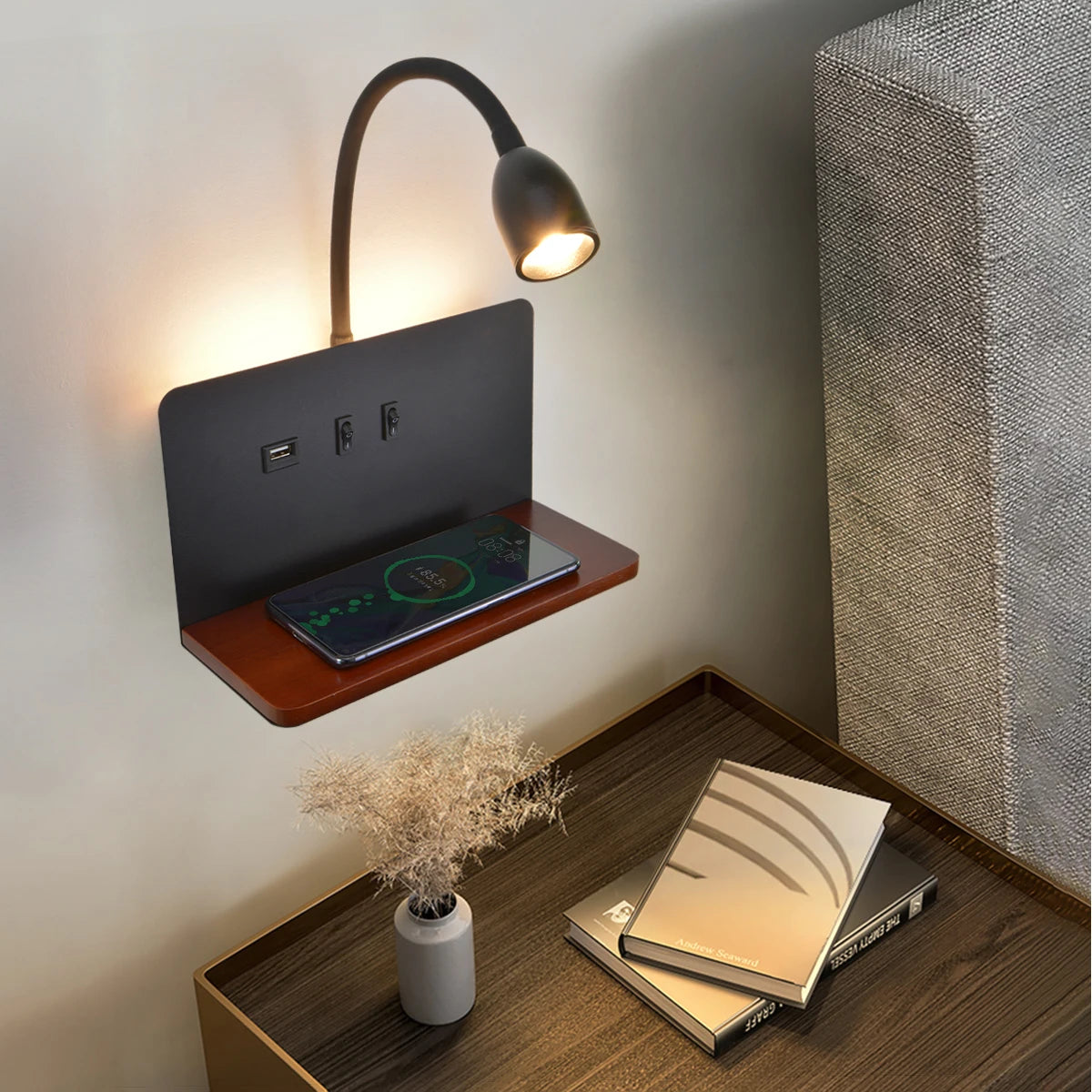 Indoor LED wall lamp with USB interface and wireless charging - vue 3 sur 8