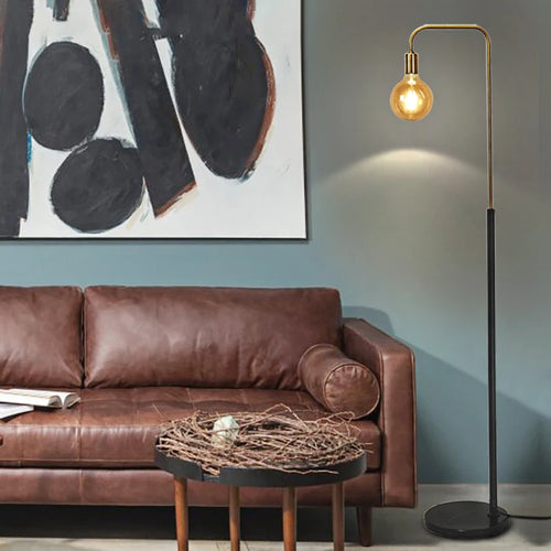 Retro brass LED floor lamp with minimalist creative design - vue 3 sur 7