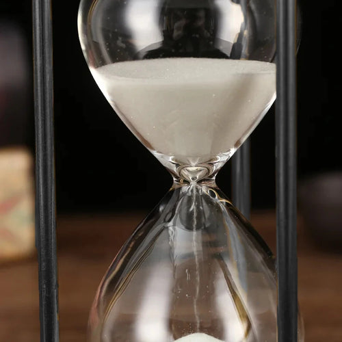 classic retro metal hourglass for decoration and alarm - vue 5 sur 8