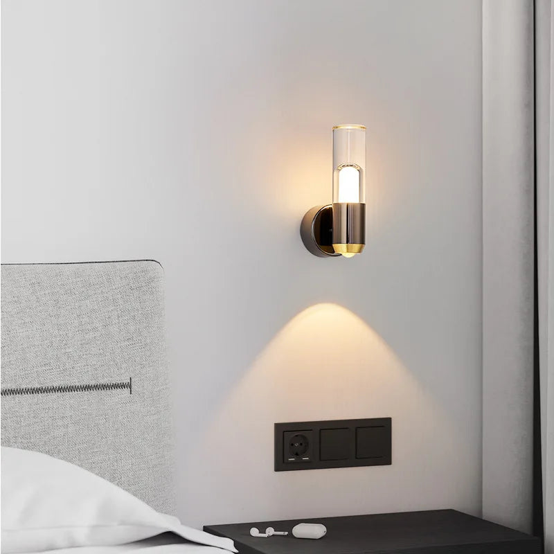 Mini clear acrylic wall light 3000K modern style - vue 4 sur 6