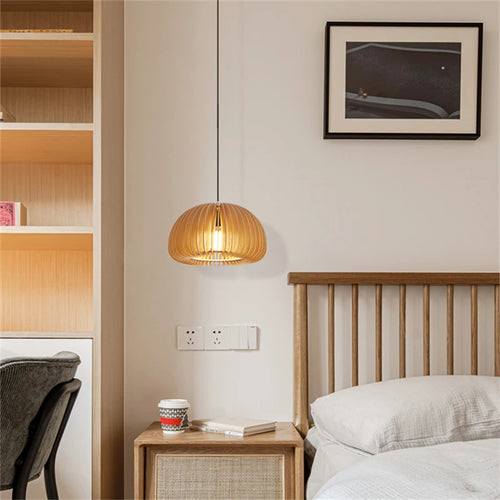 Modern handmade wooden pumpkin pendant light for decoration - vue 5 sur 19