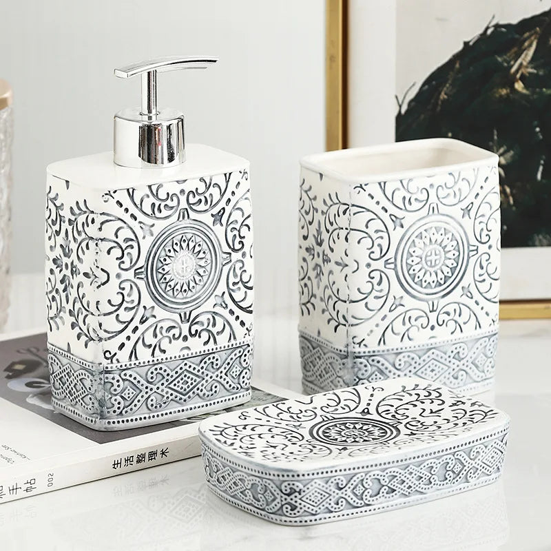 bohemian style ceramic lotion bottle for bathroom - vue 4 sur 9