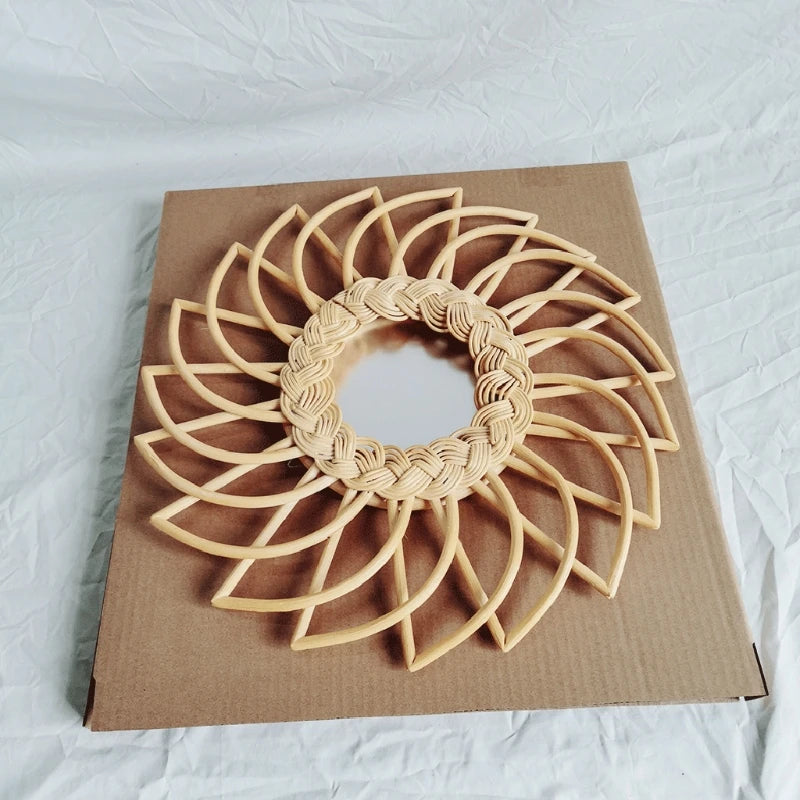 Round rattan mirror innovative artistic wall decoration - vue 3 sur 7