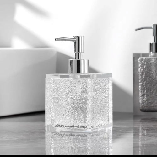 hand sanitizer dispenser resin refillable portable soap lotion - vue 5 sur 16