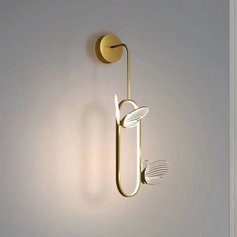 Nordic design butterfly LED wall light for interior decoration - vue 3 sur 8
