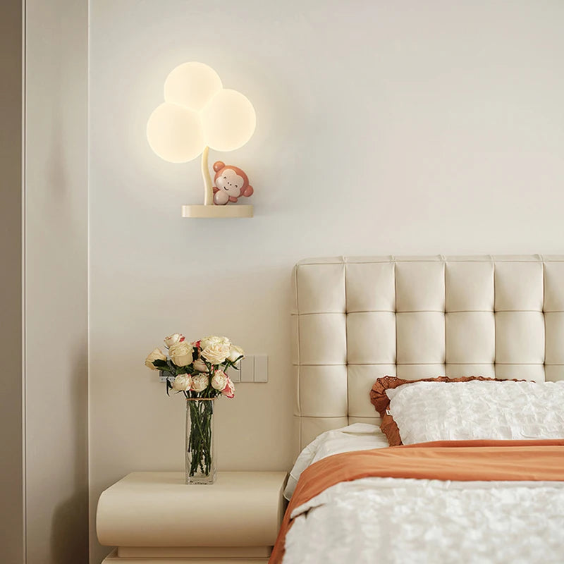 Creative bear and monkey wall lamp for baby - vue 3 sur 10