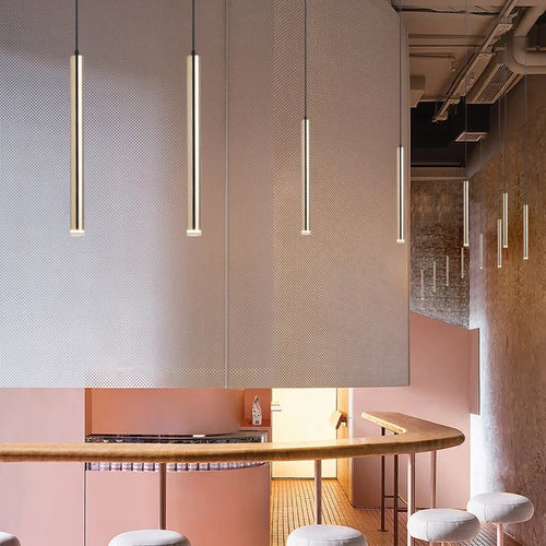 Modern gold LED pendant light for minimalist interiors - vue 2 sur 14