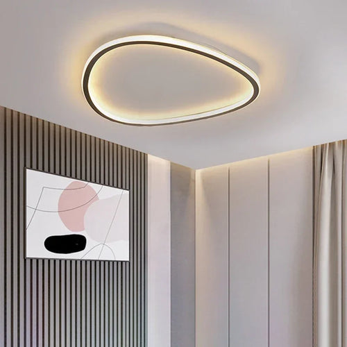 Modern LED chandelier for elegant interior decor - vue 3 sur 12