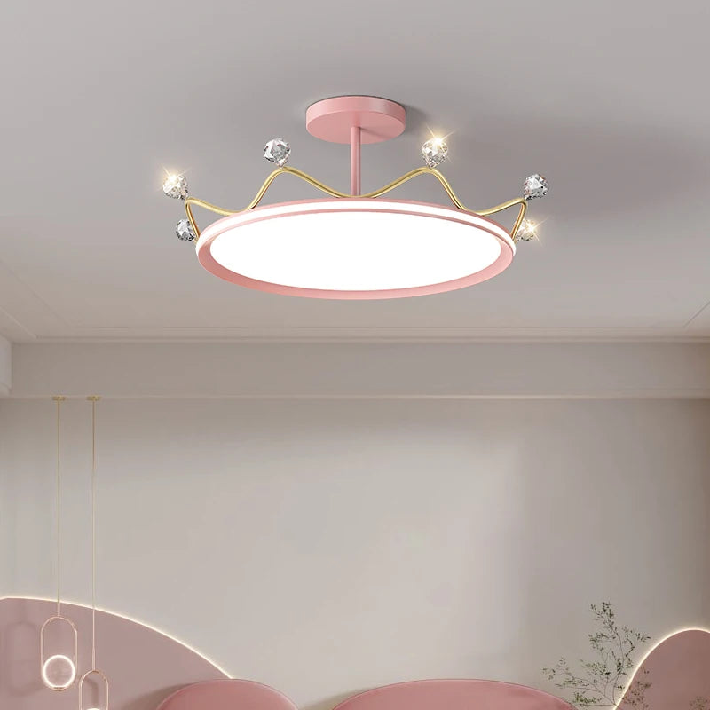 Crown-shaped ceiling light for children's room princess eye protection