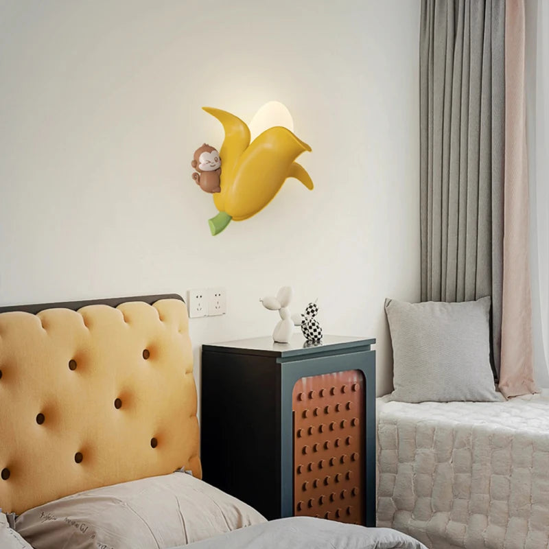 Creative banana, corn, and strawberry wall light for children's room - vue 5 sur 9