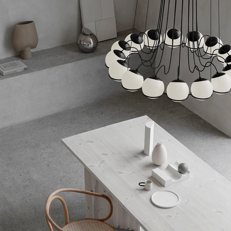 Minimalist glass chandelier for elegant interior decoration - vue 3 sur 12