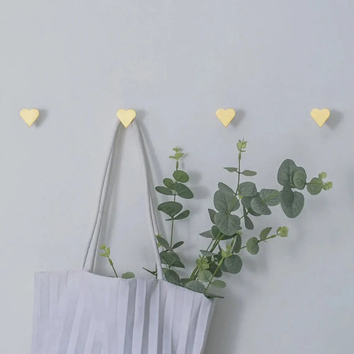 heart shaped brass wall hooks for cute accessories - vue 5 sur 7