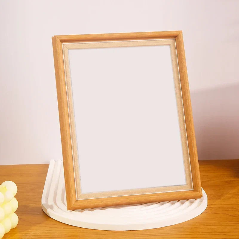 Wooden photo frame for family portraits and travel memories - vue 8 sur 10