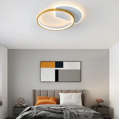 Modern LED chandelier for home interiors - vue 4 sur 12