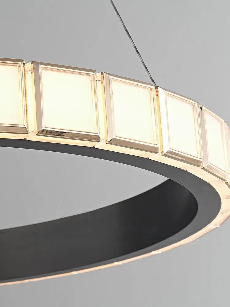 Minimalist aluminium and acrylic pendant light with modern elegant design - vue 5 sur 9