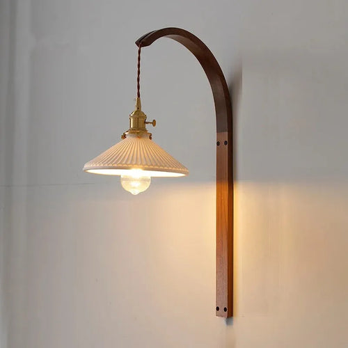 Japanese wooden wall light with retro ceramic lampshade - vue 2 sur 17