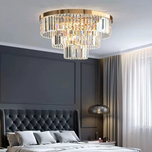 Luxury crystal chandelier for stylish interior decoration and elegant lighting - vue 6 sur 10