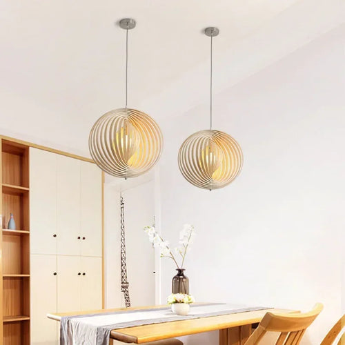 Nordic style rotating lunar chandelier for interior decoration - vue 6 sur 12