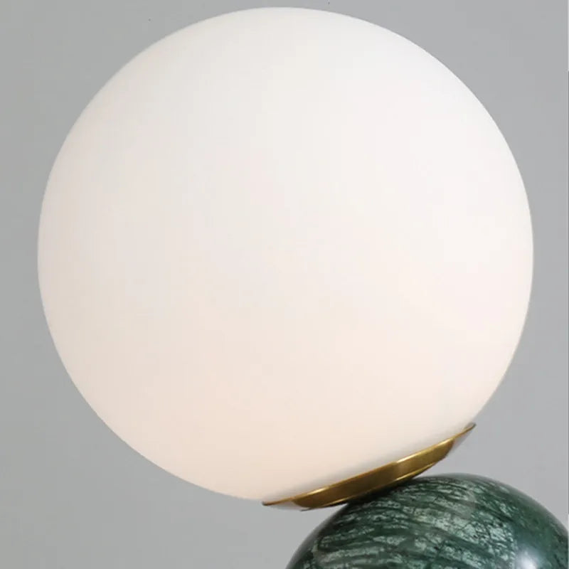 Marble and glass table lamp for an elegant interior - vue 6 sur 9