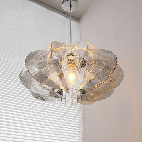 Minimalist postmodern pendant light with elegant geometric patterns - vue 2 sur 7