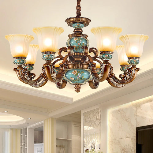 Vintage European glass and resin chandelier with sculpted flowers - vue 4 sur 18