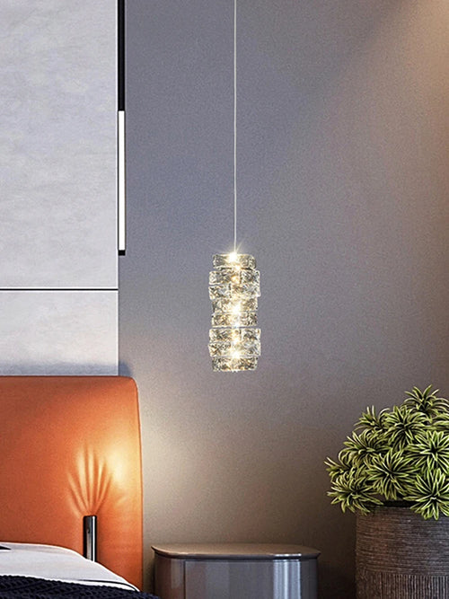 Modern lightweight crystal chandelier for elegant and contemporary interiors - vue 5 sur 9